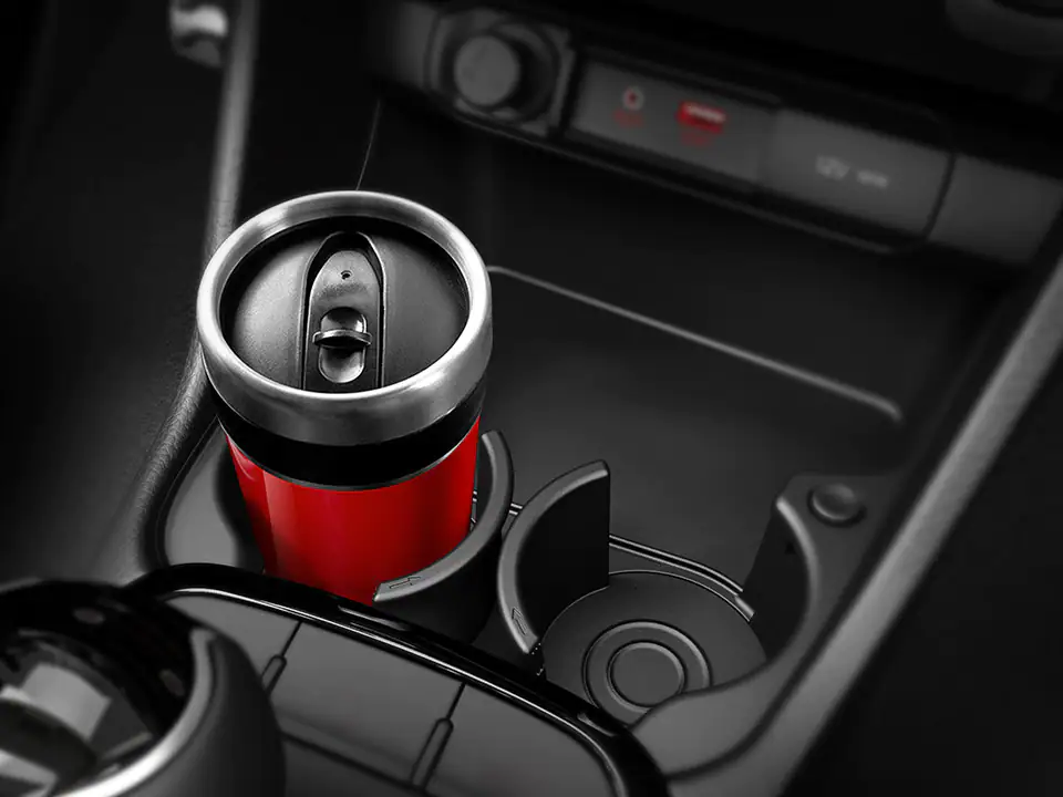Front cup holder