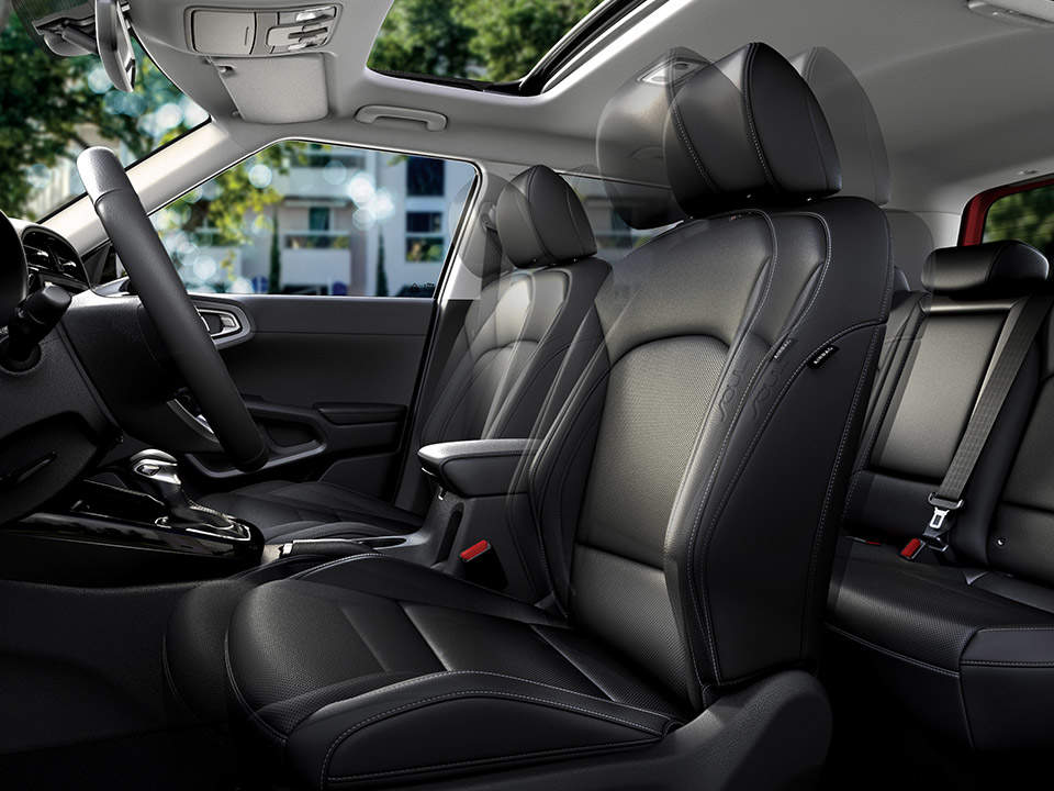 8-way driver’s & front passenger power seat / Driver’s lumbar support