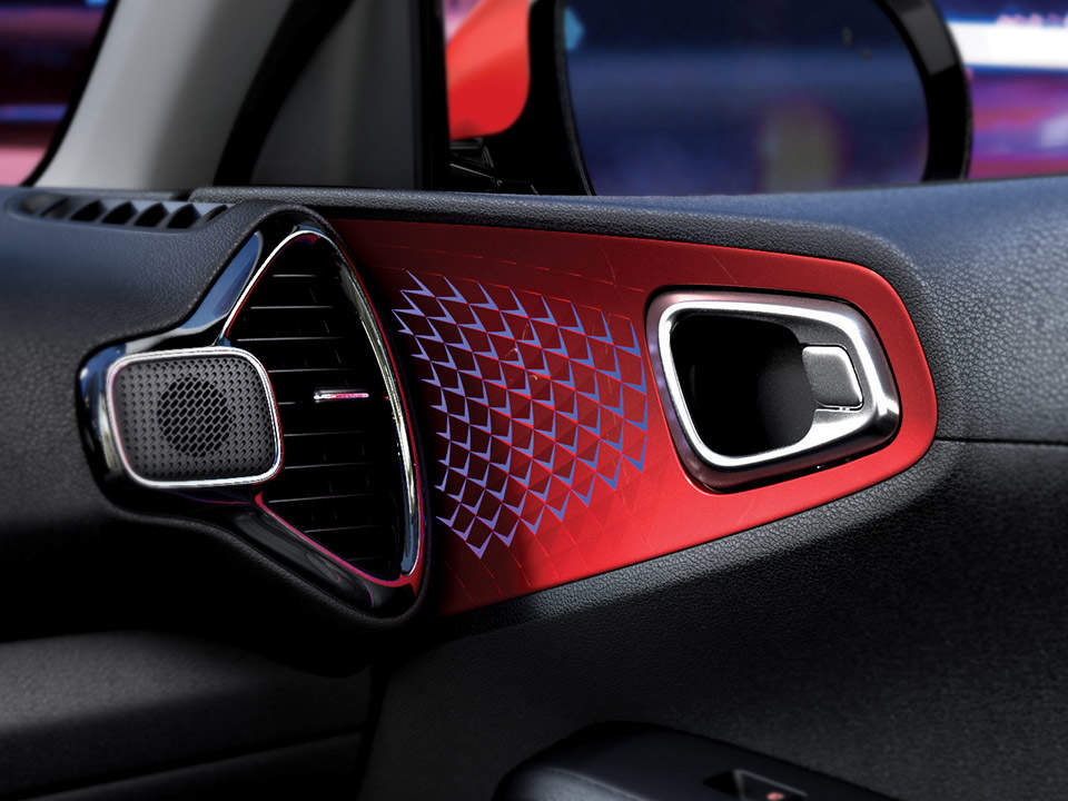 Exclusive red door garnish