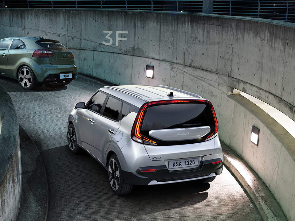 Hill-start Assist Control (HAC)